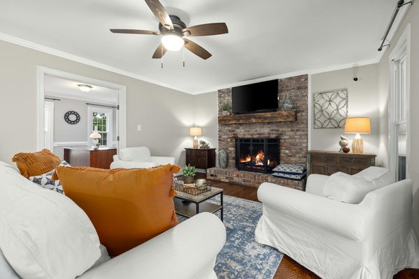 Chaise salle a manger : confort et style à petit prix