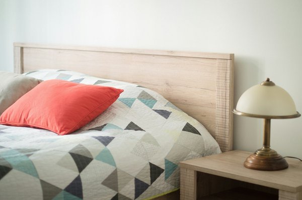 Découvrez la lampe de chevet en bois pour une ambiance chaleureuse